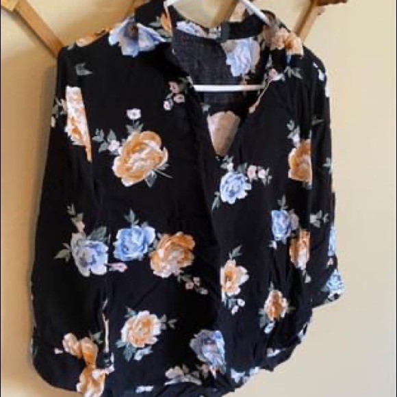 Flower Top - Picture 1 of 1